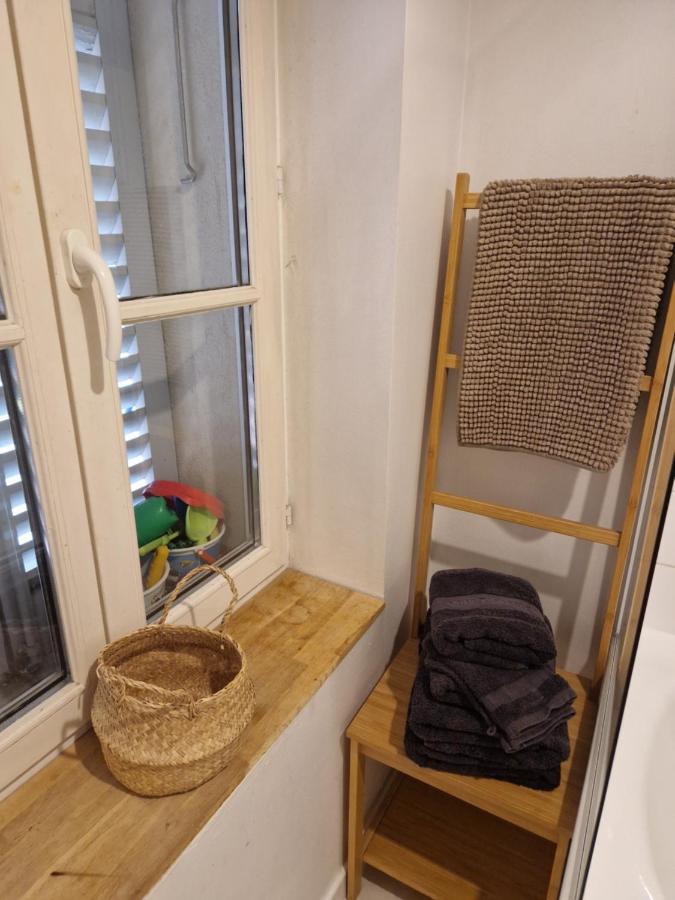 2 Pieces Dans Le Centre Avec Petite Terrasse 3*** Apartment Marseille Exterior photo